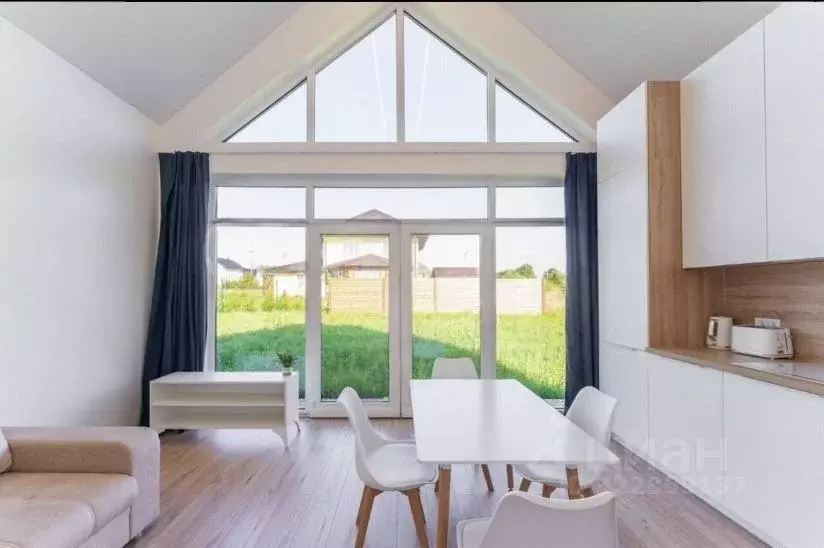 Дом в Калининградская область, Зеленоградск ул. Коммунальная, 32 (70 ... - Фото 1