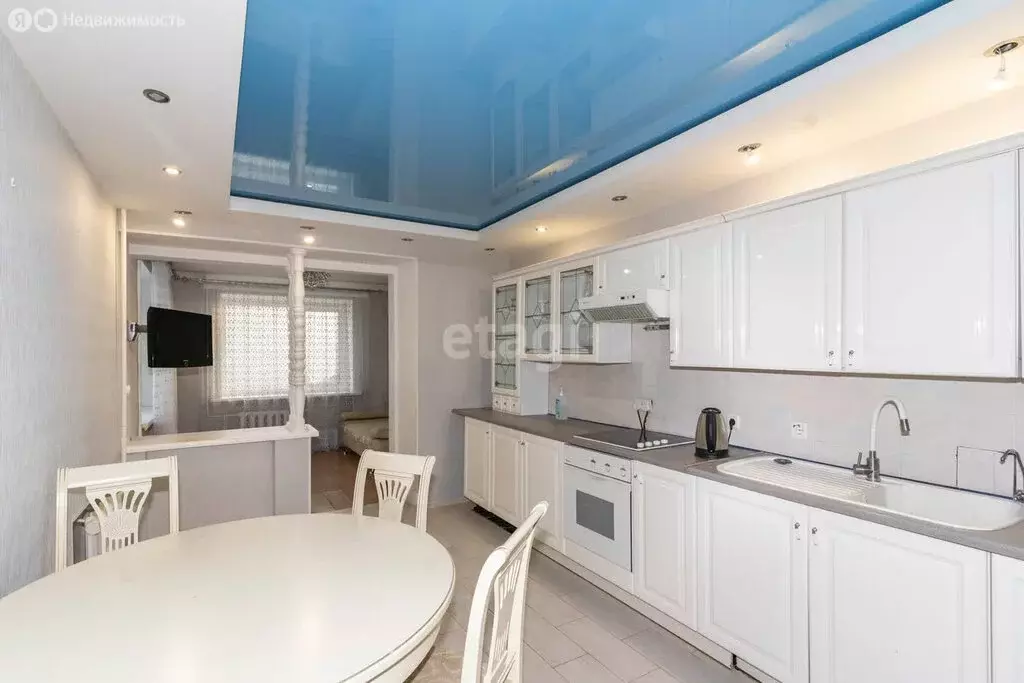 5-комнатная квартира: Тюмень, 6-й микрорайон, улица Валерии ... - Фото 2