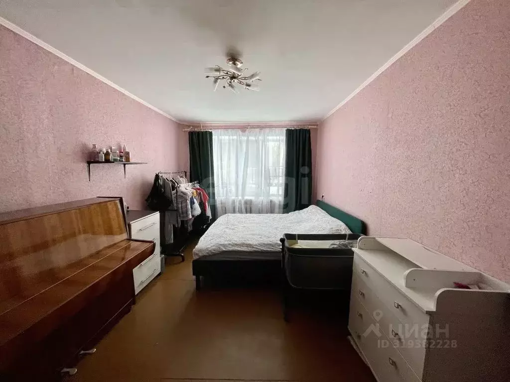 3-к кв. Коми, Сыктывкар городской округ, Краснозатонский пгт ул. ... - Фото 0