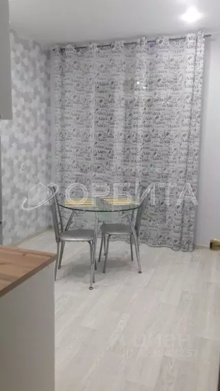 1-к кв. Тюменская область, Тюмень ул. Мельникайте, 144А (36.8 м) - Фото 1