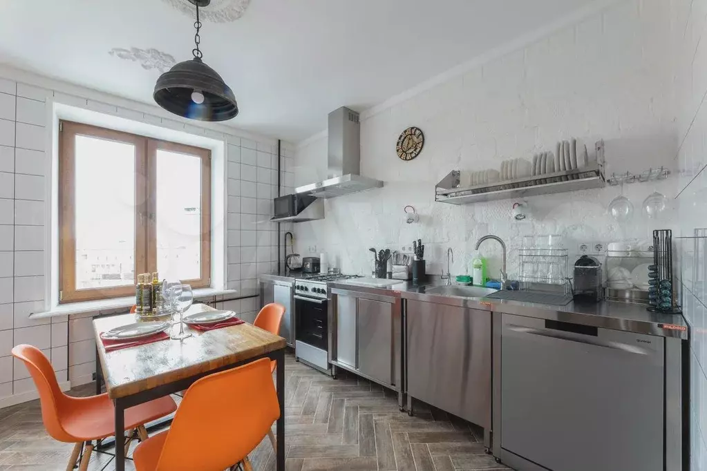 3-к. квартира, 85 м, 9/9 эт. - Фото 0