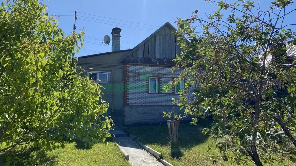 Дом в Саратовская область, Вольск ул. Калинина, 46 (63 м) - Фото 0