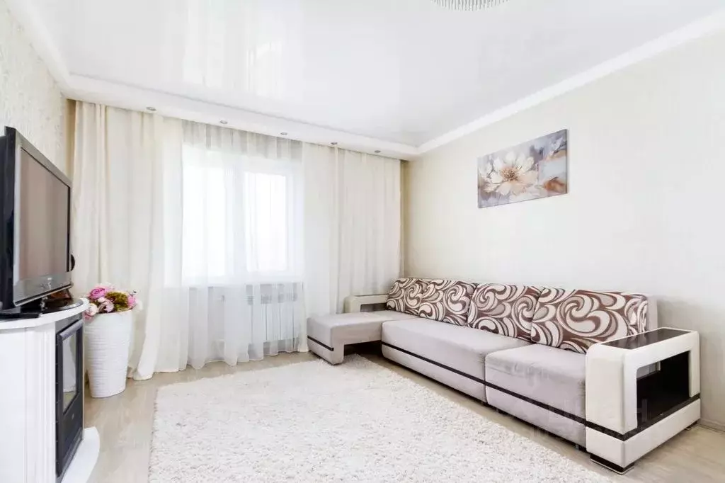 2-к кв. Новосибирская область, Новосибирск ул. Толстого, 56 (70.0 м) - Фото 1