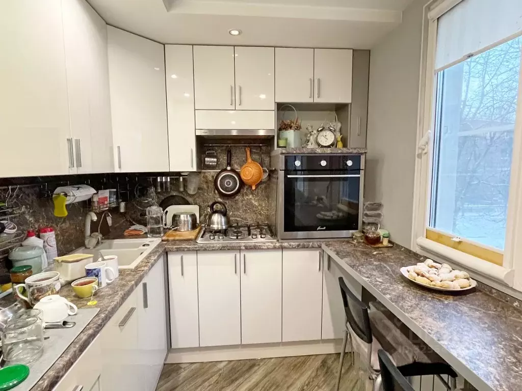 4-к кв. Санкт-Петербург бул. Новаторов, 20 (48.4 м) - Фото 0