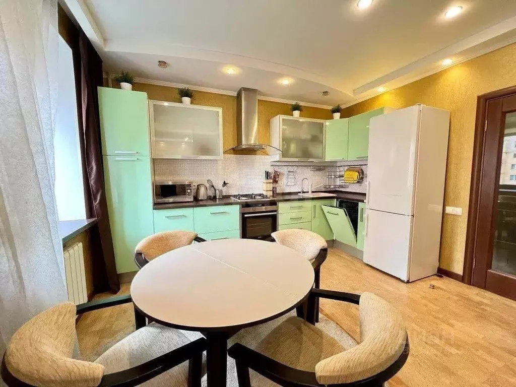 3-к кв. Татарстан, Казань просп. Альберта Камалеева, 8 (90.0 м) - Фото 1