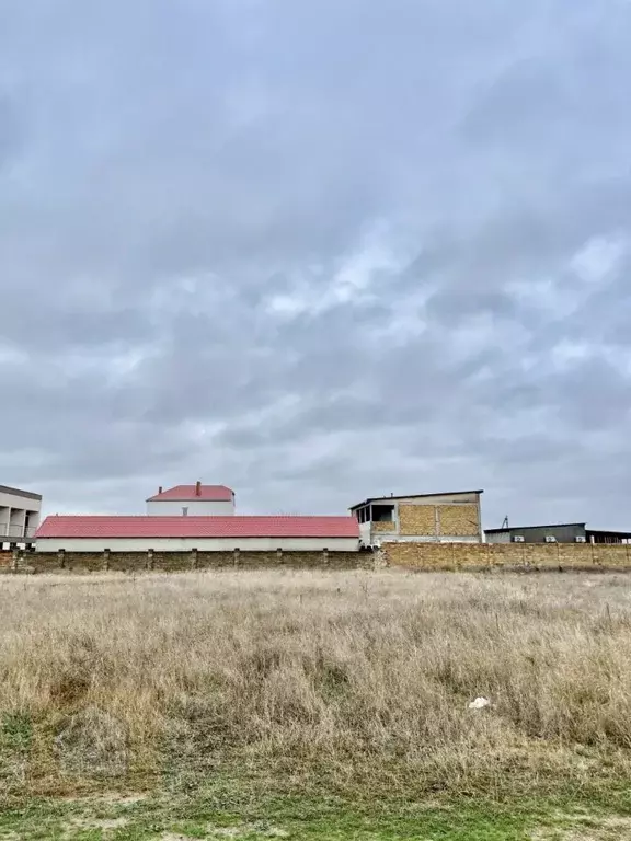 Участок в Крым, Евпатория городской округ, Заозерное пгт ул. ... - Фото 0