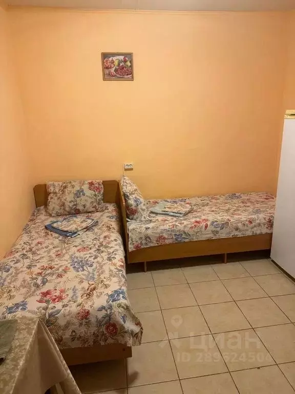 Комната Крым, Феодосия ул. Земская, 5 - Фото 1