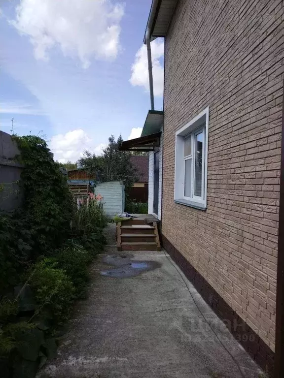 Дом в Новосибирская область, Новосибирск ул. Черняховского (140 м) - Фото 1