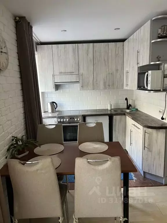 1-к кв. Карелия, Сортавала Карельская ул., 28 (45.0 м) - Фото 1