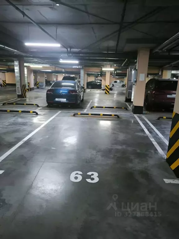 Гараж в Московская область, Красногорск Парковая ул., 8 (18 м) - Фото 1