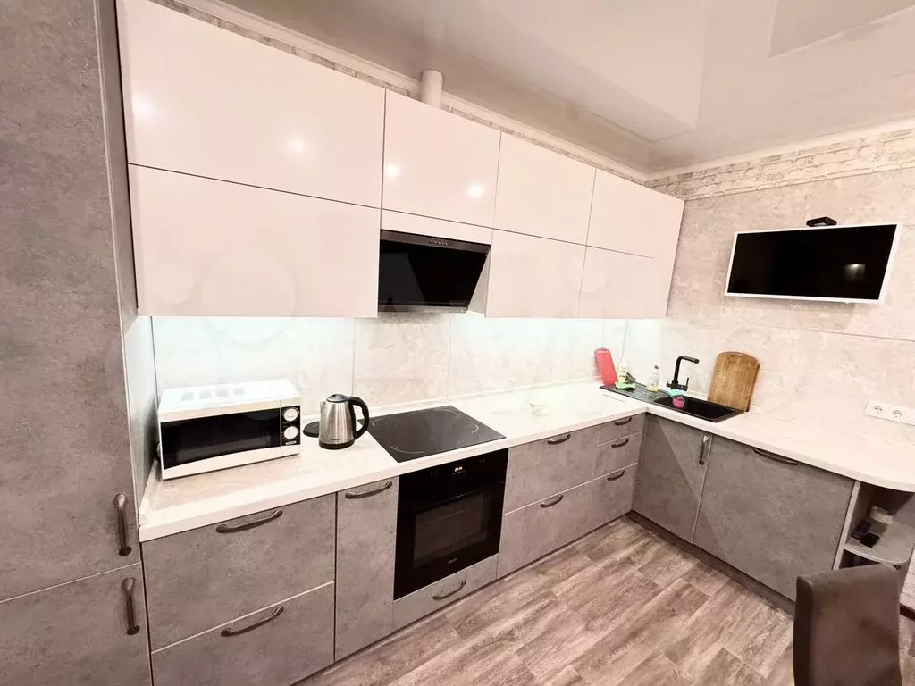 5-к. квартира, 90 м, 2/9 эт. - Фото 1