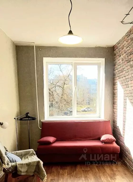 Комната Псковская область, Псков ул. Максима Горького, 13 (25.3 м) - Фото 1