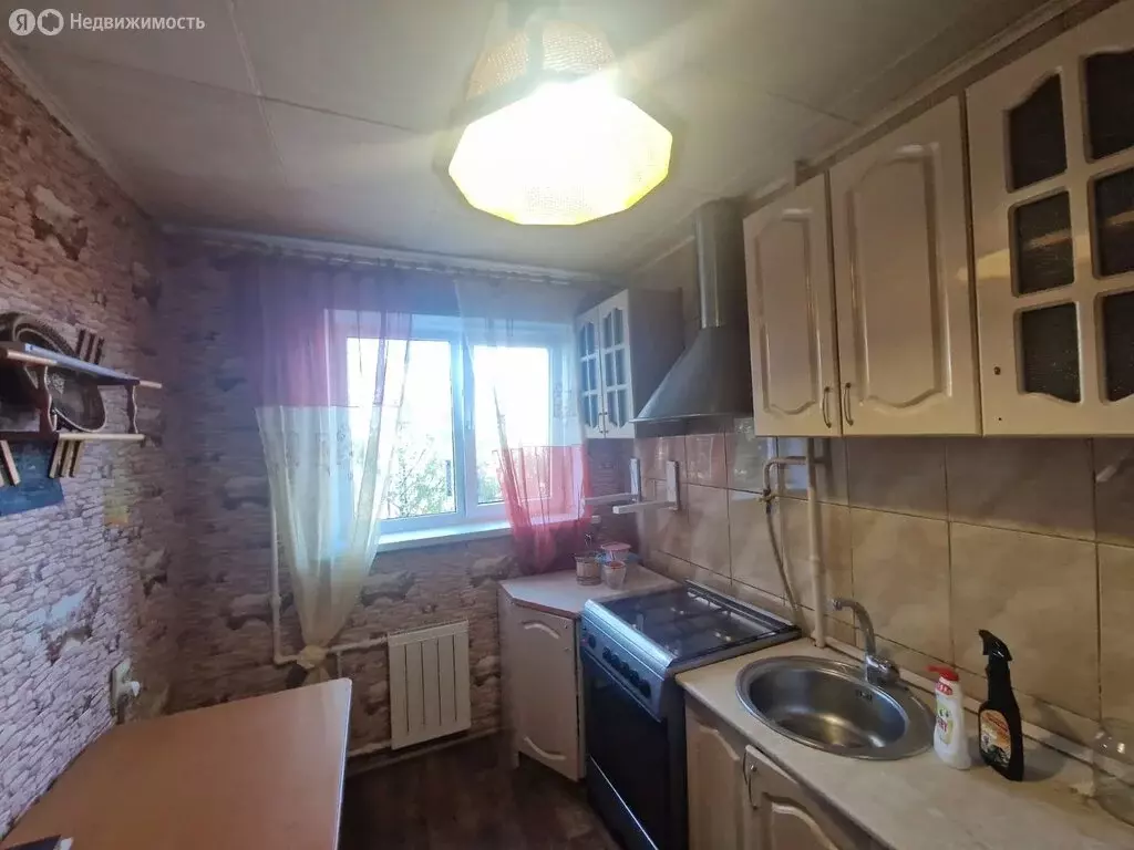 3-комнатная квартира: Луховицы, улица Жуковского, 24 (61.3 м) - Фото 1