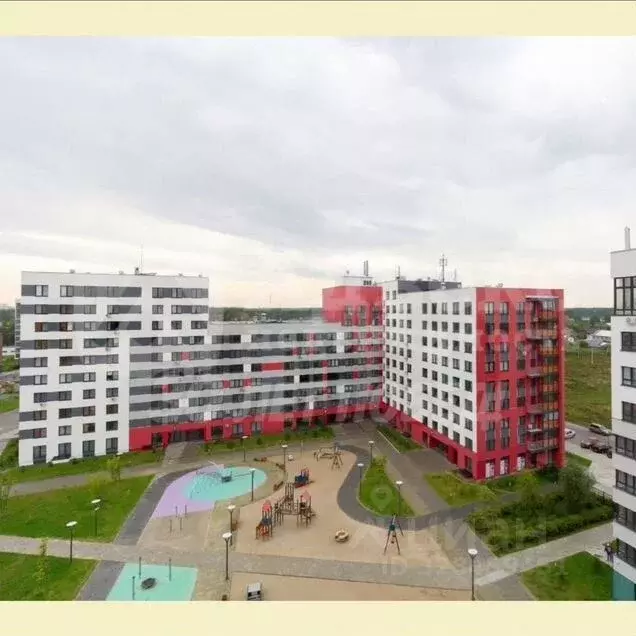 3-к кв. Тюменская область, Тюмень Рощино мкр, ул. Александра ... - Фото 1