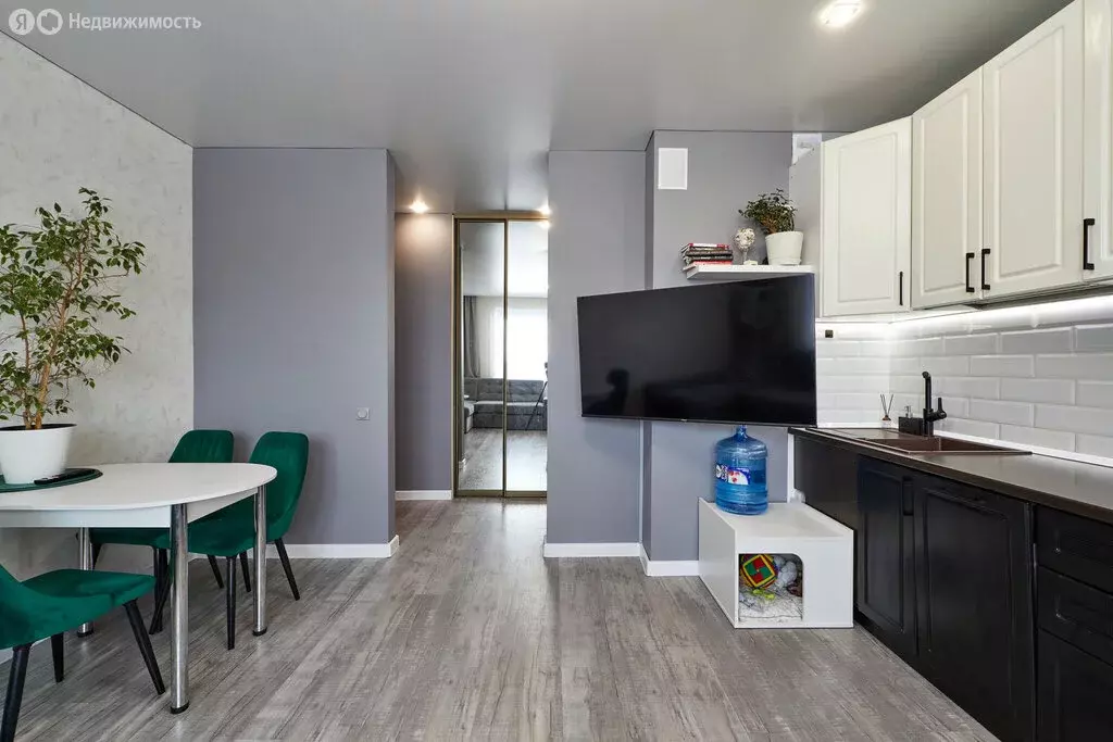 3-комнатная квартира: Челябинск, улица Агалакова, 66А (55.7 м) - Фото 0