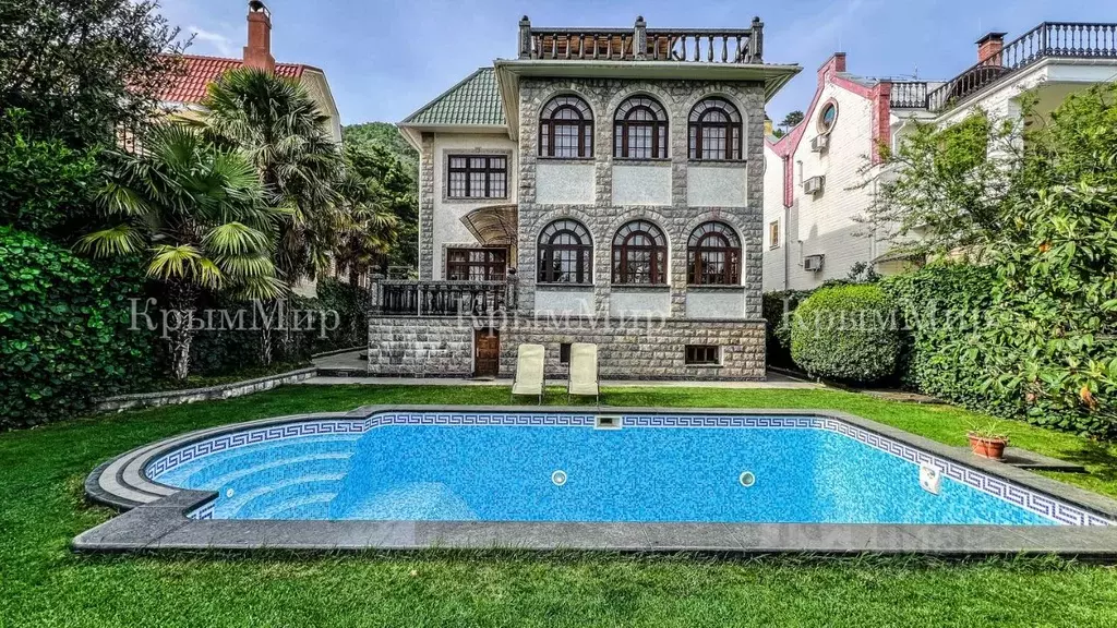 Дом в Крым, Ялта муниципальный округ, Восход пгт ул. Сосновый Бор (350 ... - Фото 1