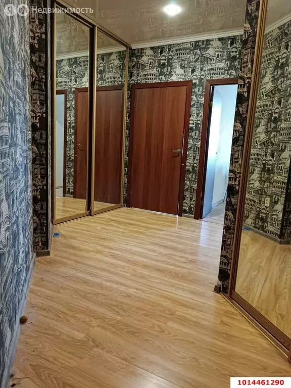 1-комнатная квартира: Краснодар, Ленинский переулок, 6 (47.2 м) - Фото 0