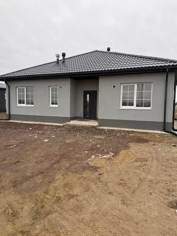 Коттедж в Ленинградская область, Ломоносовский район, Русско-Высоцкое ... - Фото 1