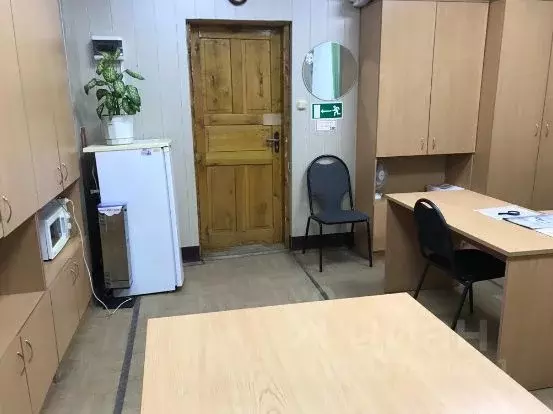 Помещение свободного назначения в Тульская область, Белев ул. Карла ... - Фото 0