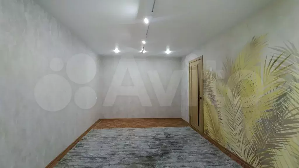 1-к. квартира, 31 м, 5/5 эт. - Фото 0