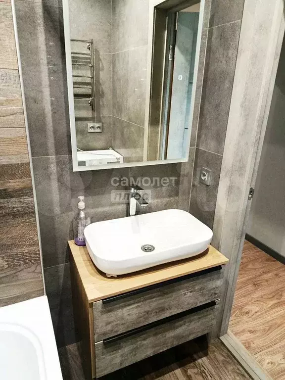 1-к. квартира, 41 м, 2/2 эт. - Фото 0
