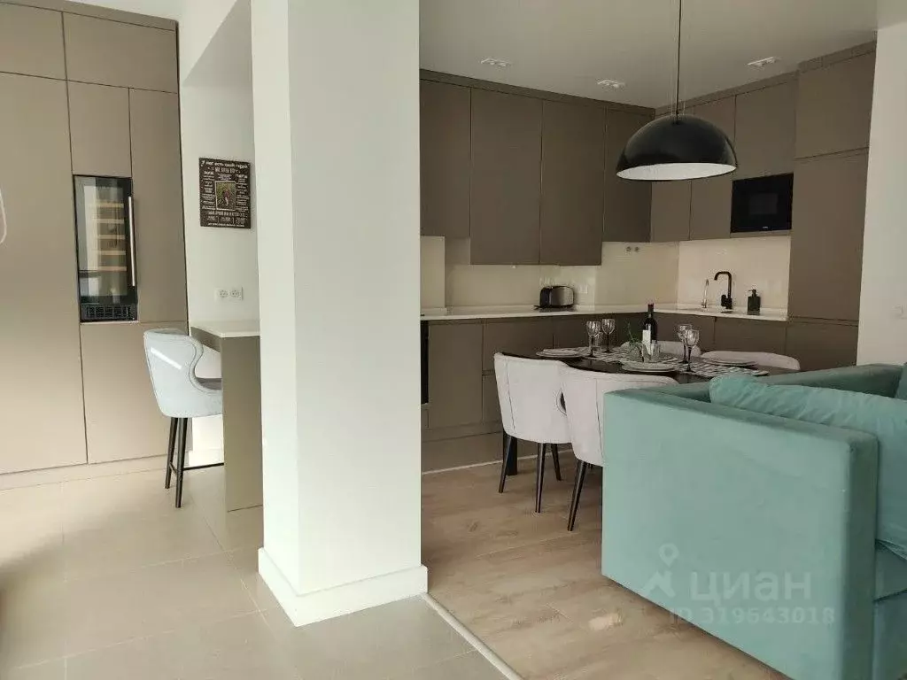 3-к кв. Крым, Симферополь ул. Балаклавская, 73Б (80.0 м) - Фото 0
