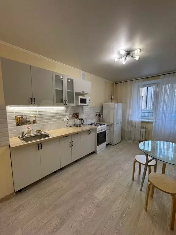 2-к. квартира, 51 м, 4/9 эт. - Фото 0