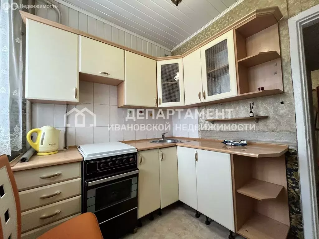 3-комнатная квартира: Иваново, проспект Ленина, 138 (59 м) - Фото 1