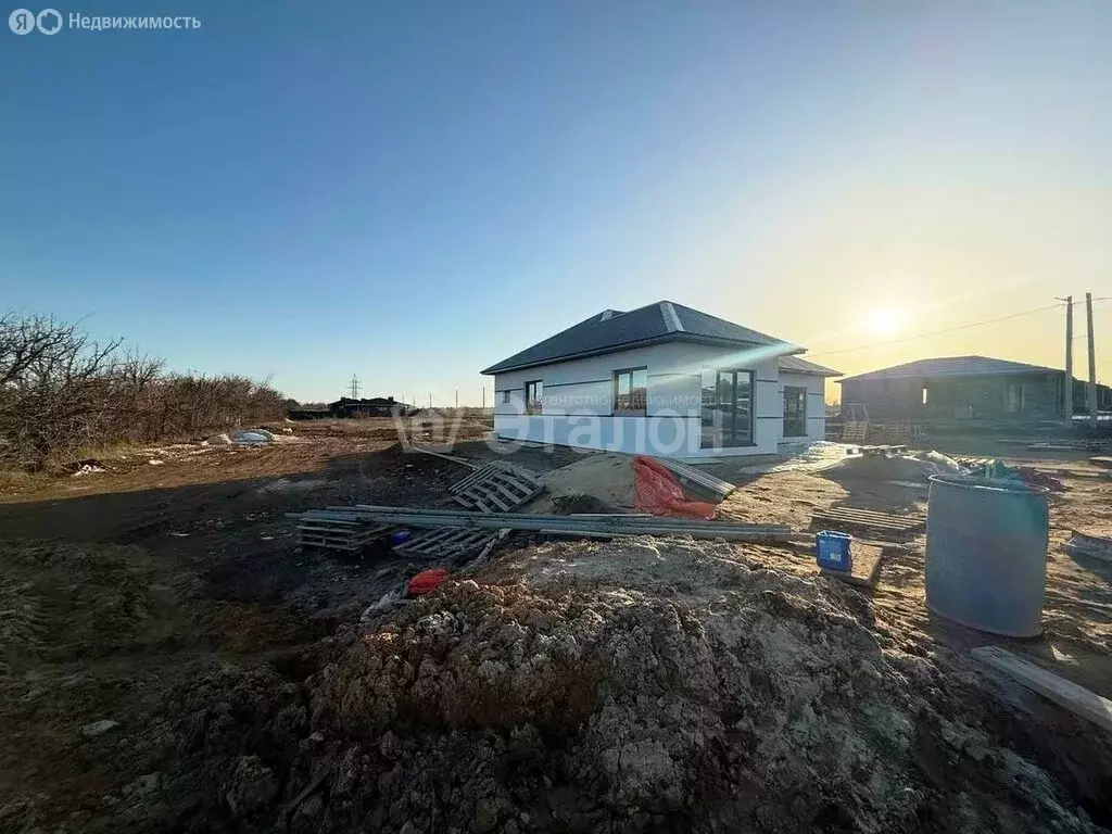 Дом в Волгоград, улица Джамбула Джабаева (106 м) - Фото 2