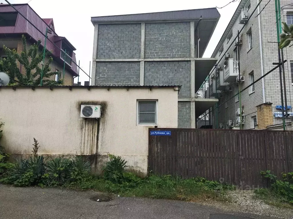 Дом в Краснодарский край, Геленджик ул. Рублева, 6А (350 м) - Фото 1