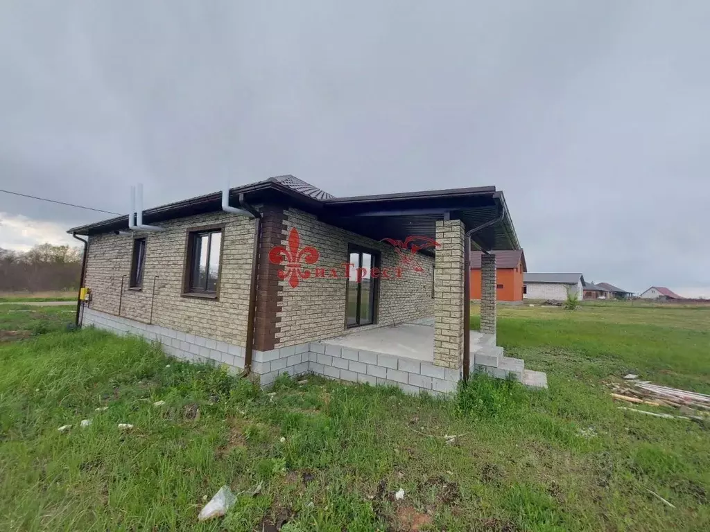 Дом в Белгородская область, Строитель Яковлевский городской округ, ул. ... - Фото 1