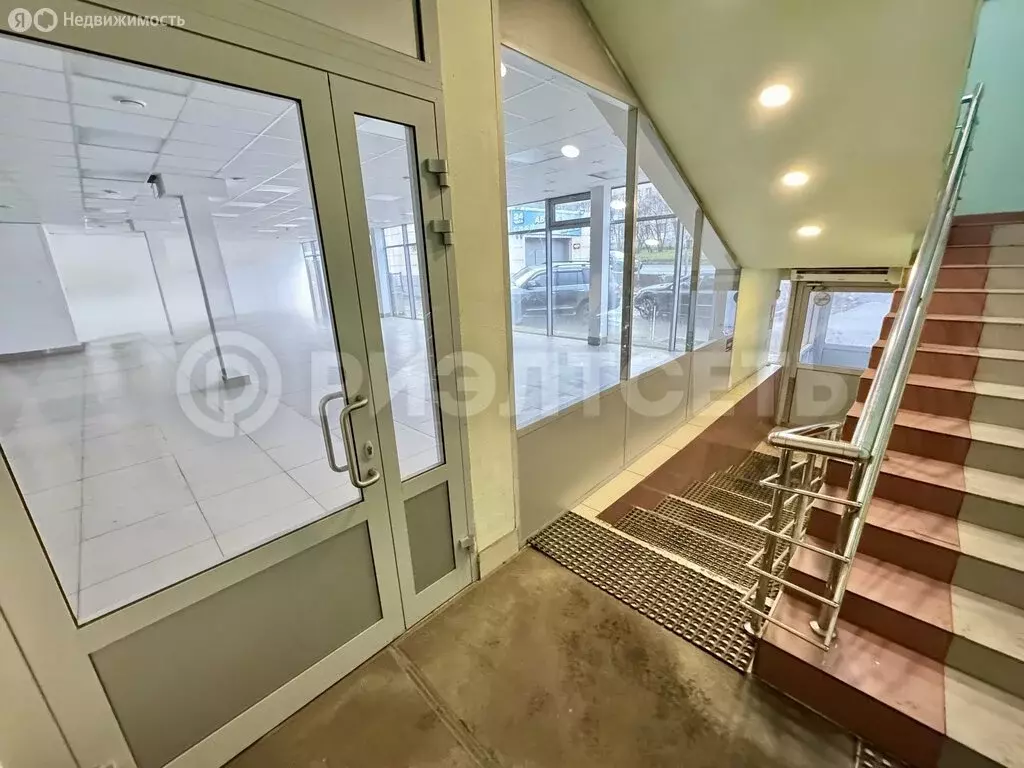 Торговая площадь (570 м) - Фото 2