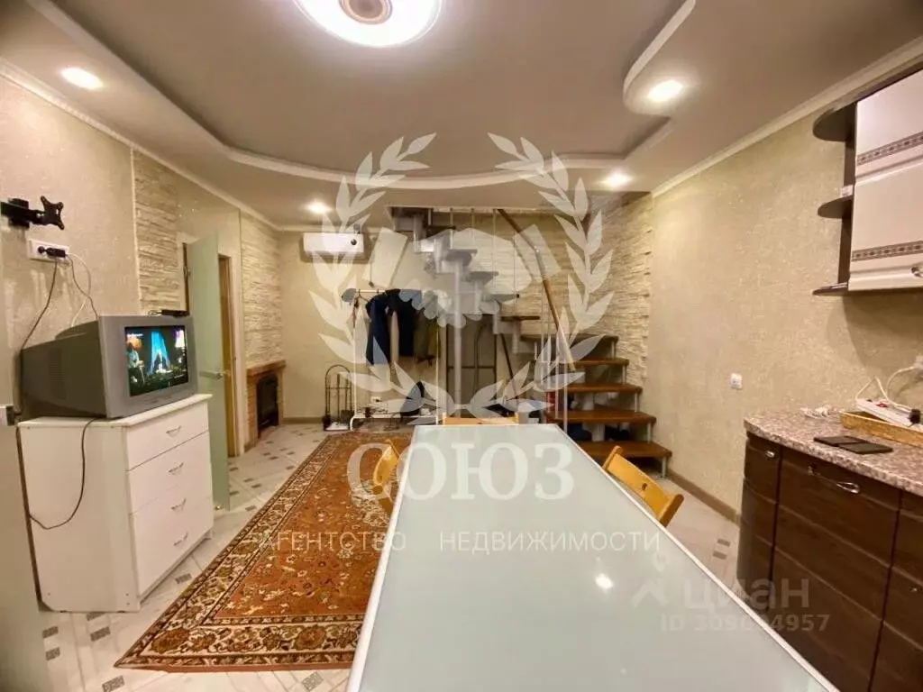 Дом в Калужская область, Калуга проезд 4-й Полевой, 22 (60 м) - Фото 0