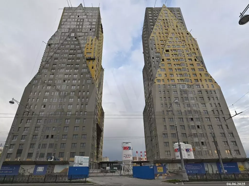 2-к. квартира, 55 м, 4/30 эт. - Фото 1