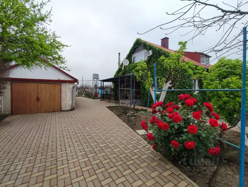 Дом в Крым, Симферопольский район, с. Новоандреевка ул. Победы, 13А ... - Фото 1