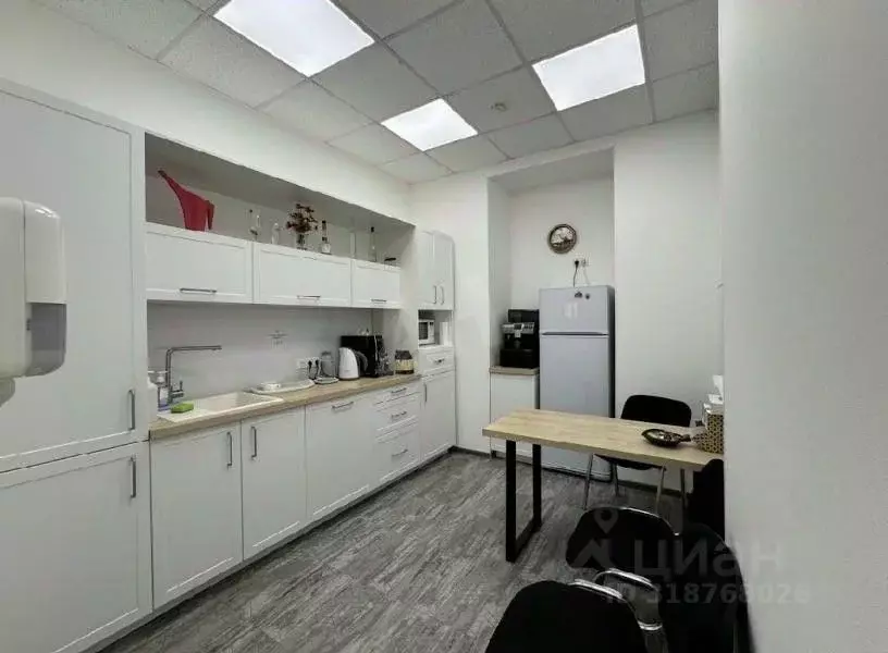 Помещение свободного назначения в Москва Лесная ул., 43 (364 м) - Фото 0