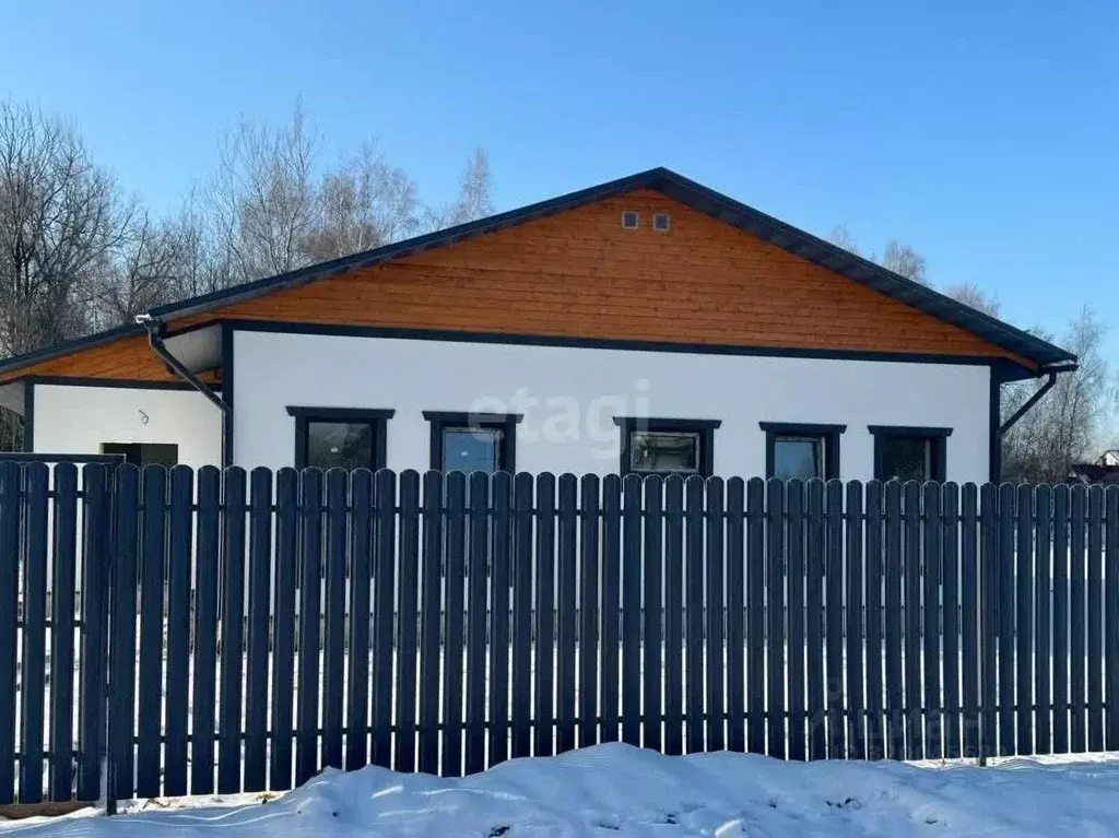 Дом в Калужская область, Жуковский район, Истье с/пос, д. Грачевка  ... - Фото 0