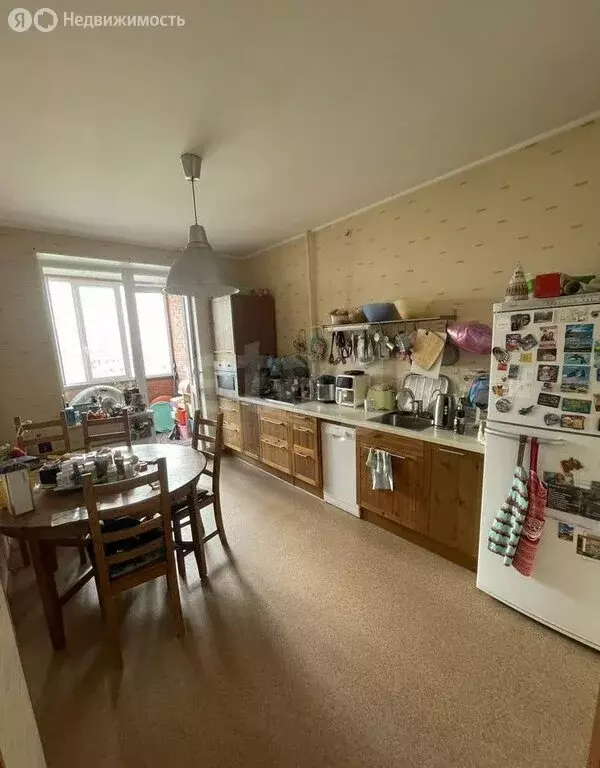 3-комнатная квартира: Омск, проспект Комарова, 15к3 (87.5 м) - Фото 1