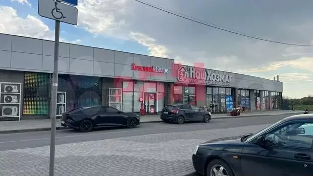 Торгово-офисное с трафиком 355 кв.м - Фото 0