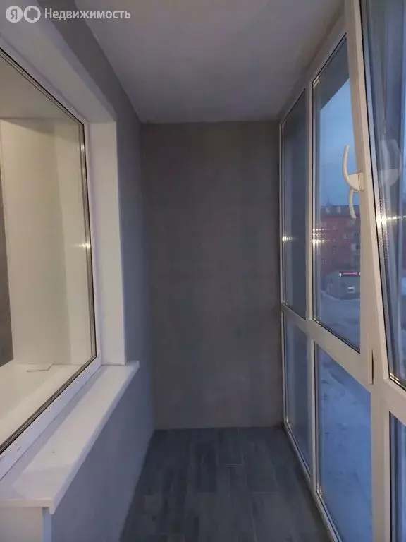 3-комнатная квартира: Белово, Железнодорожная улица, 40 (56.9 м) - Фото 2