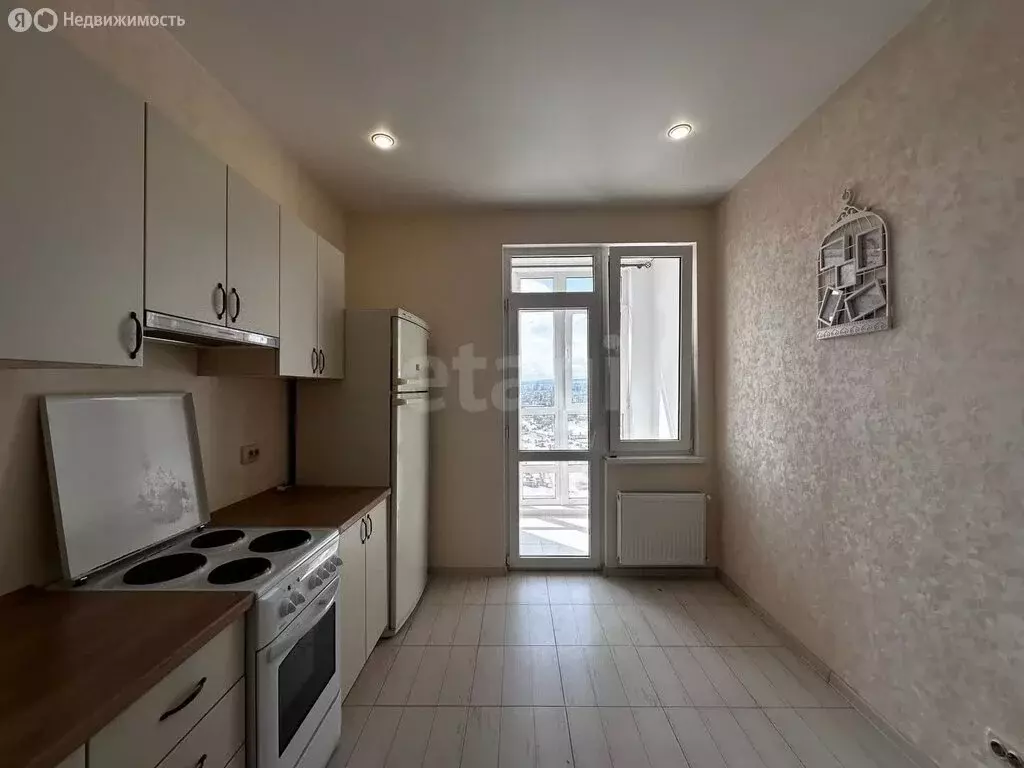 1-комнатная квартира: село Мирное, улица Крымской Весны, 1к7 (38 м) - Фото 0