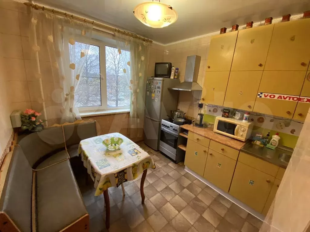 2-к. квартира, 50 м, 2/9 эт. - Фото 0