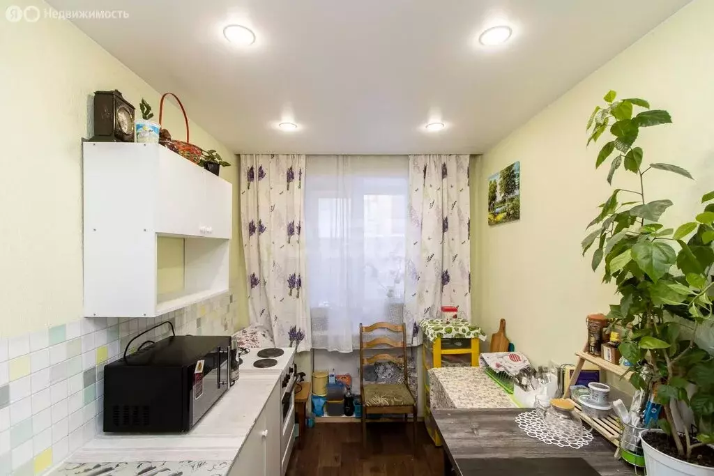 2-комнатная квартира: Тюмень, улица Кузнецова, 16 (51.6 м) - Фото 2