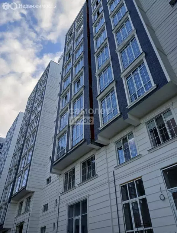 3-комнатная квартира: Нальчик, улица Шогенова, 7 (98 м) - Фото 1