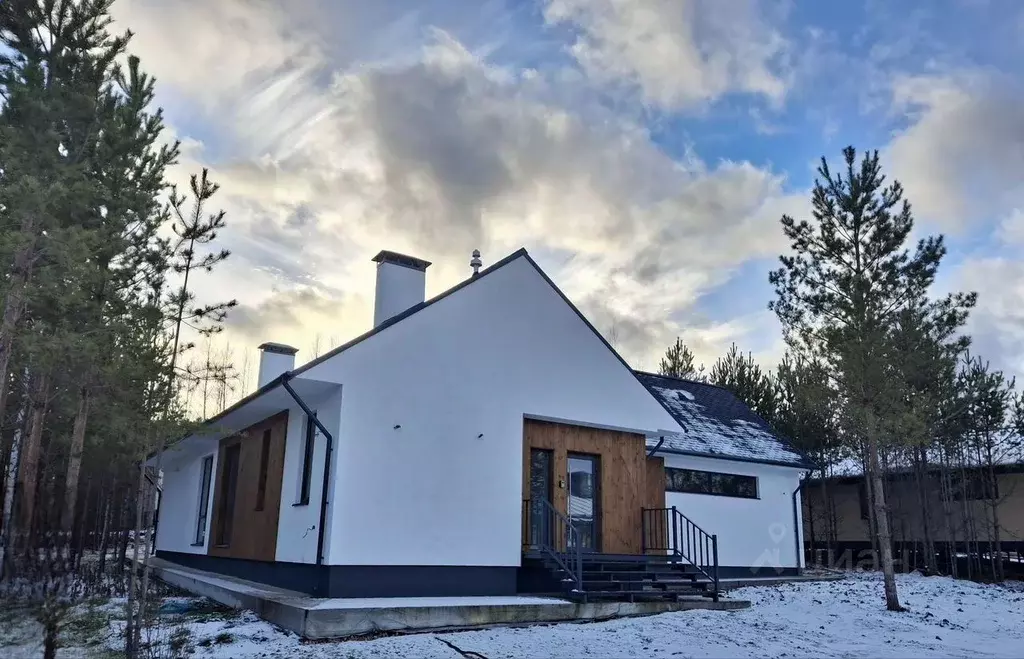 Коттедж в Свердловская область, Сысертский муниципальный округ, пос. ... - Фото 1