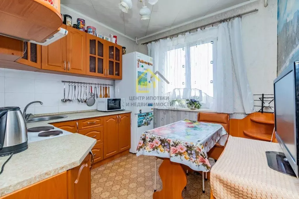 2-к кв. Челябинская область, Челябинск ул. Марченко, 27 (41.0 м) - Фото 0