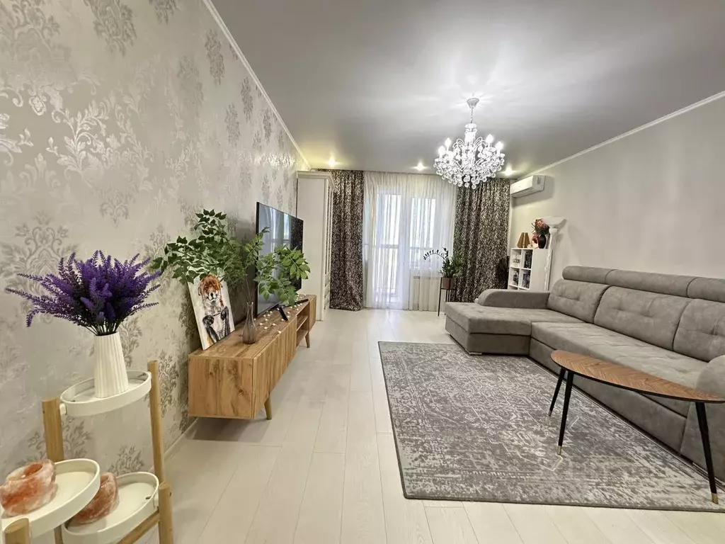 2-к кв. Татарстан, Казань ул. Галимджана Баруди, 16к3 (73.0 м) - Фото 0