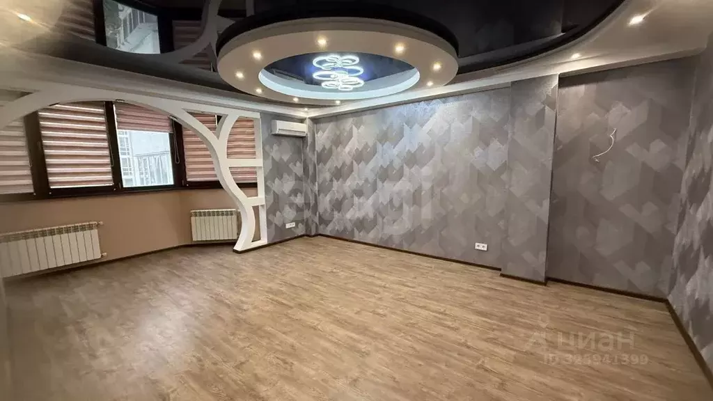 2-к кв. Севастополь ул. Хрусталева, 167В (76.9 м) - Фото 1