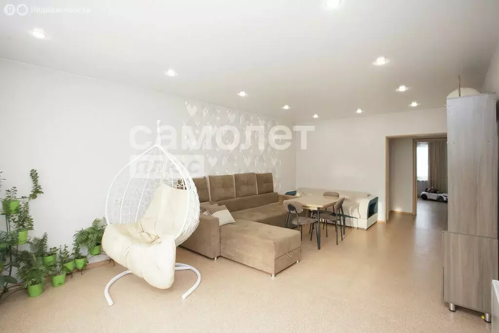 3-комнатная квартира: Кемерово, улица Свободы, 25 (76.9 м) - Фото 2