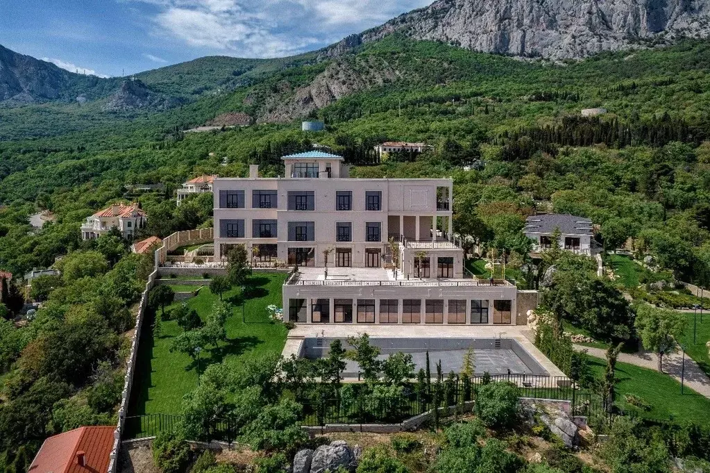 Дом в Крым, Ялта муниципальный округ, Санаторное пгт  (3270 м) - Фото 2